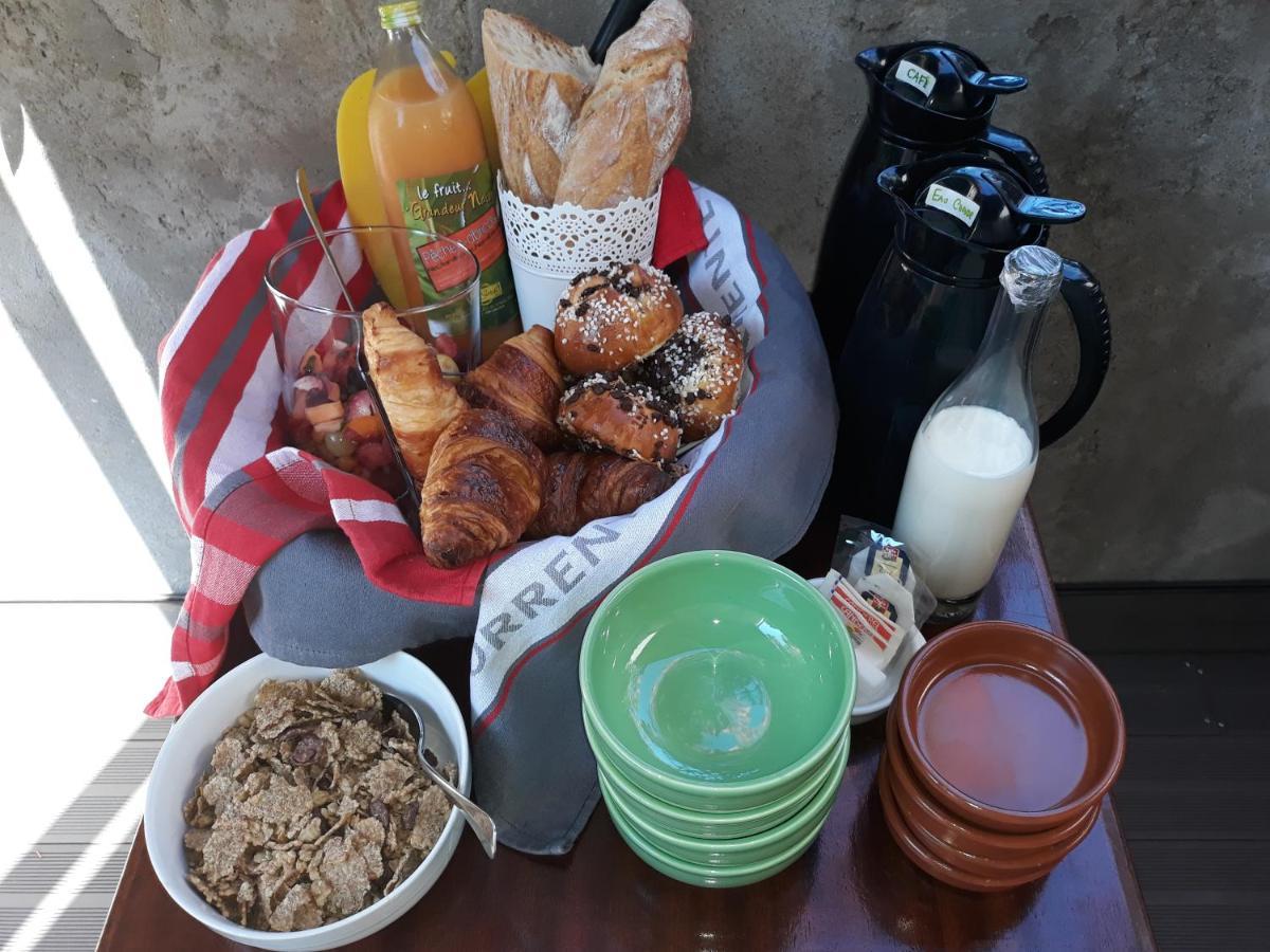 カルカソンヌ Chez Yvette , C'Est Chouette!! Bed & Breakfast エクステリア 写真